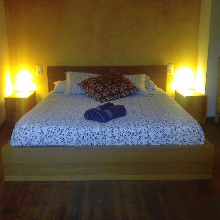 Apartamentos Saltarel-Lo Бесалу Экстерьер фото