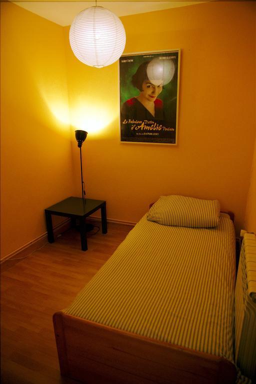 Apartamentos Saltarel-Lo Бесалу Экстерьер фото