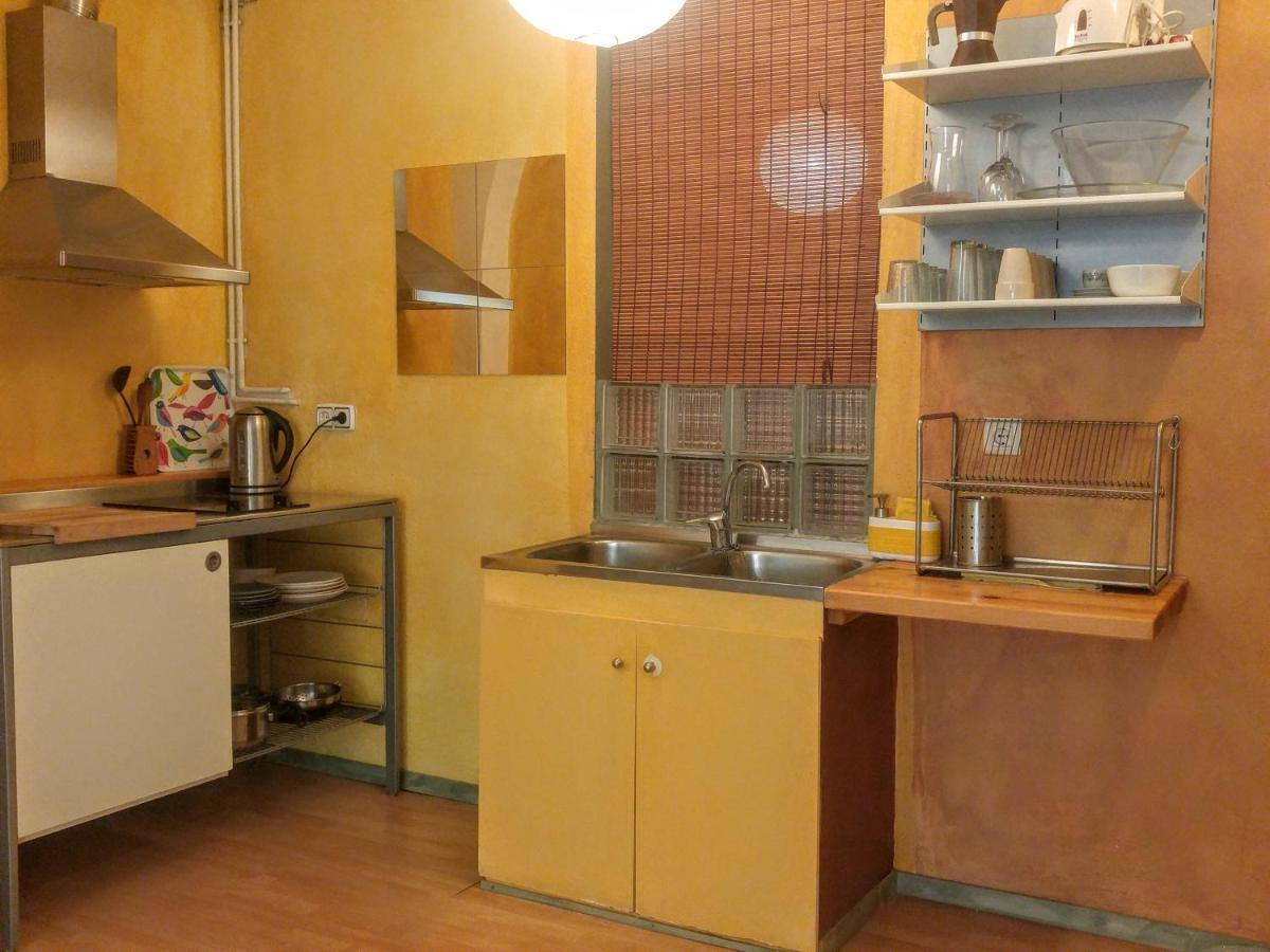 Apartamentos Saltarel-Lo Бесалу Экстерьер фото